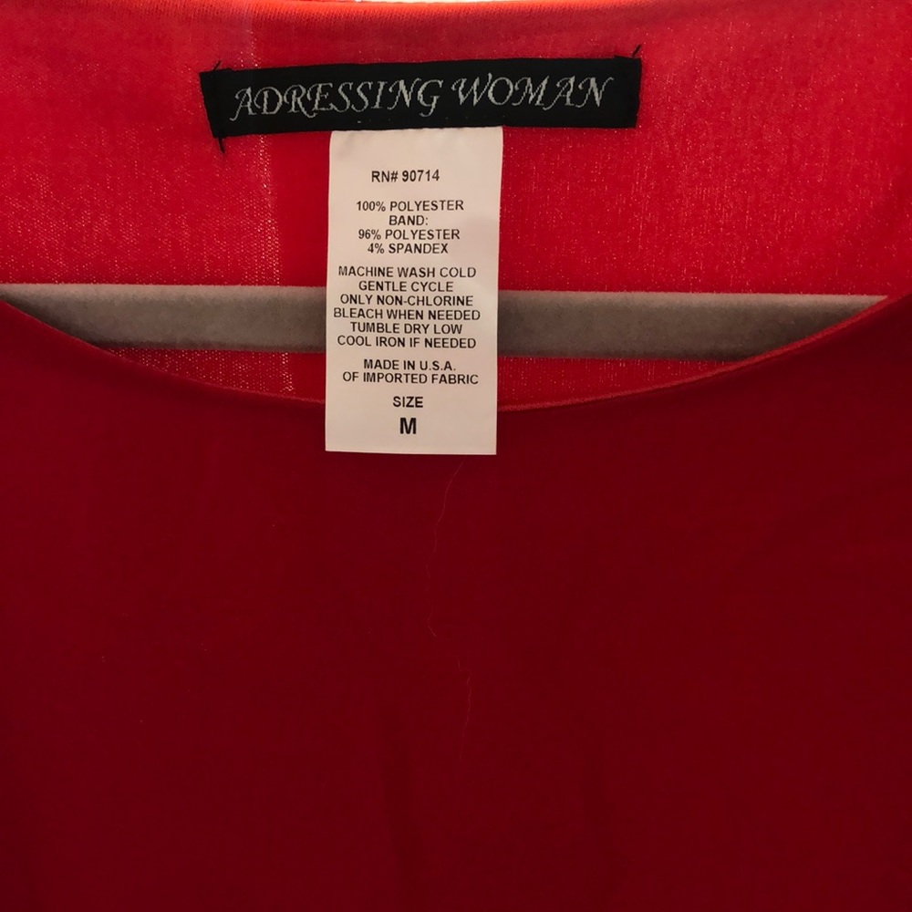 Red top - Picture 2 of 4